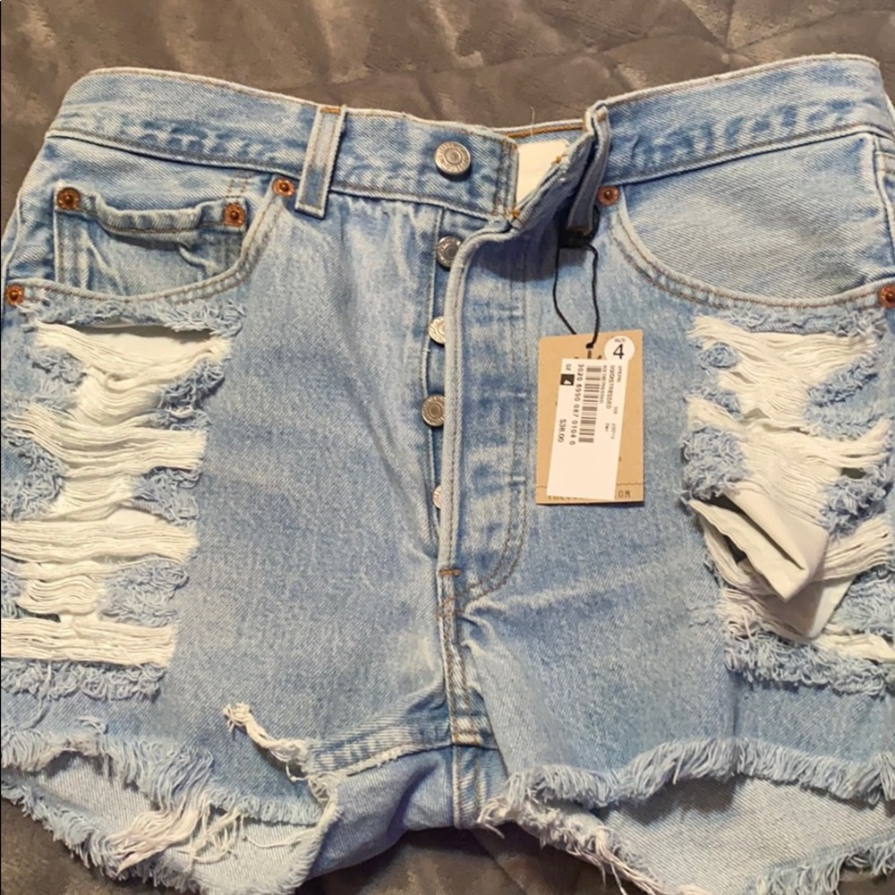 Levi Light Wash Jean Shorts